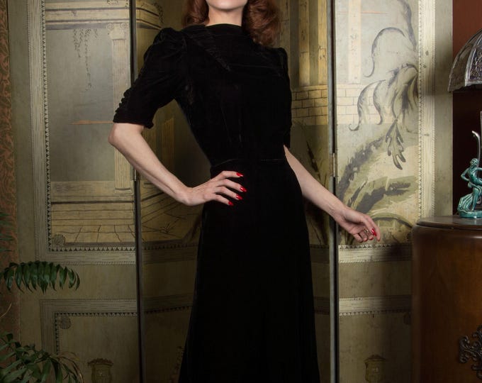 Vintage 1930s Lush Black Rayon Velvet Dress with Shirring Inserts and Puffed Sleeves