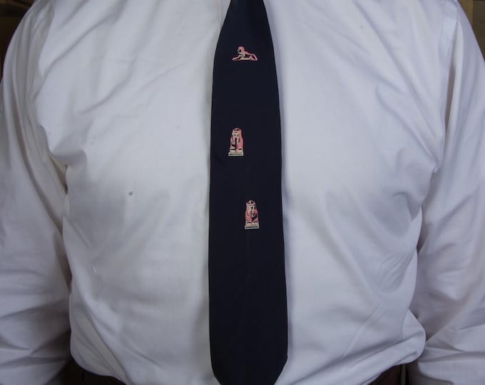 Vintage 1950s Hand Painted Egyptian Sphinx Novelty Necktie in Navy Blue with Pink