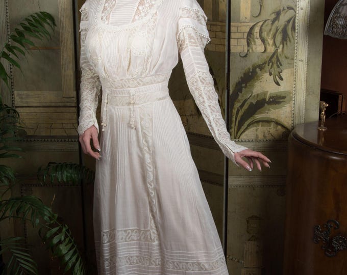 Antique 1900s Edwardian Dress Summer Lingerie Dress Wedding Gown with Irish Crochet Lace, Net Lace and Filet in the Palest Possible Pink