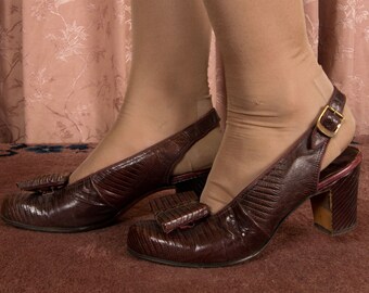 TAG SALE 1940s Shoes - Size 6 - Fabulous Brown Reptile 30s Babydoll Slingbacks with Studded Bow and Squared Heel