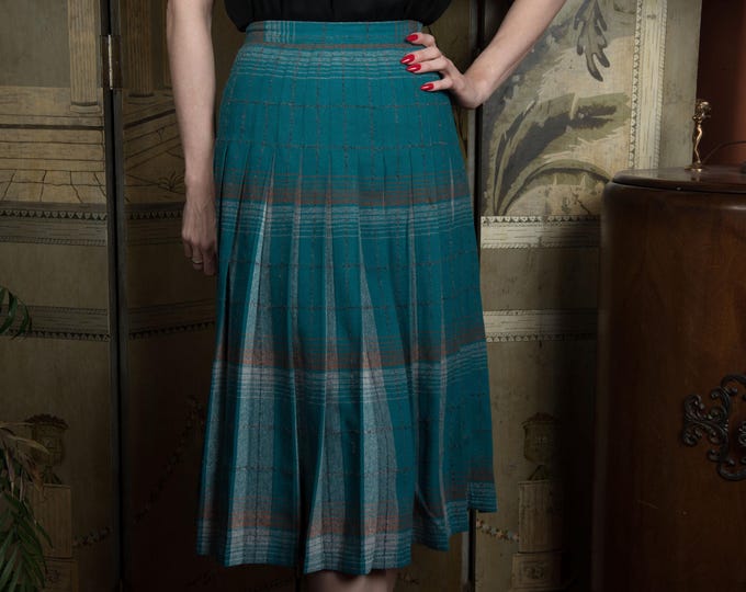 1950s Skirt -  Crisp Turnabout Style Teal Reversible Pleated Plaid Vintage 50s Skirt