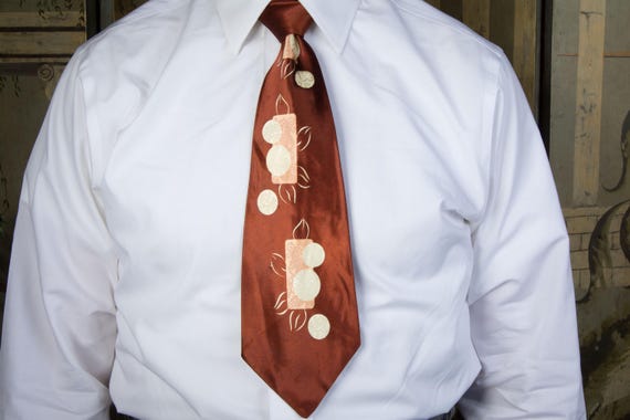 Vintage 1940s Lustrous Satin Brocade Wide Tie in Brown with Peach and Ivory