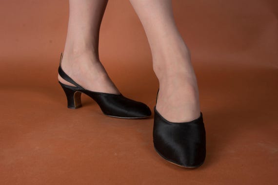 1930s Slippers - Size 5 to 5.5 N - Lustrous Black Silk Satin Daniel Green House Shoes with Peaked Sling Back