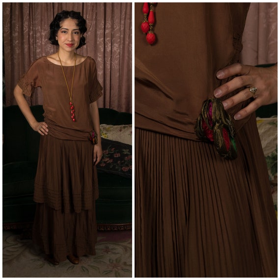 1920s Dress - Luscious Mocha Silk 1919 to 1920s Cusp Antique Two Piece Dress with Perma Pleated Skirt and Sleeves, Hand Tied Lamé Rosettes
