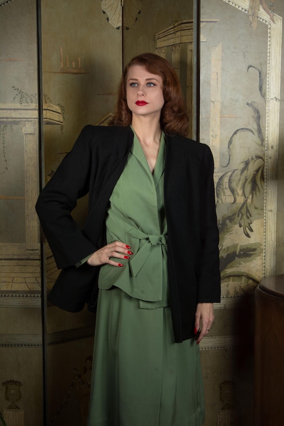 1930s Jacket -  Pintucked Late 30s Lightweight Vintage Jacket in Black Wool Crepe