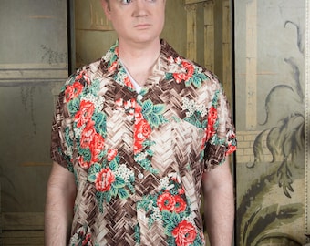 Vintage 1950s Penney's Hawaiian Peony Print Rayon Aloha Shirt with Loop Collar Made in Japan Size Large