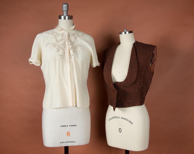 Lot #44 A Group of Two 1950s Tops WOUNDED BIRDS SALE