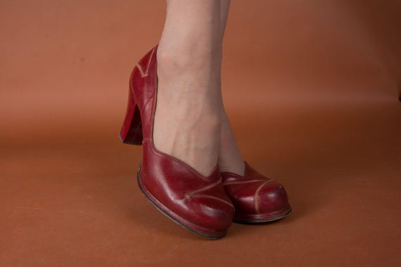 1940s Shoes - Size 6.5 -  Ideal Vintage 1940s Chunky Red Baby Doll Heels with Slim Platform and Top Stitched Accents