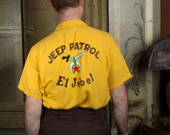Bold Vintage 1950s Men's Rayon JEEP PATROL El Jebel Shriner's Bowling Shirt in Yellow with Chain Stitch