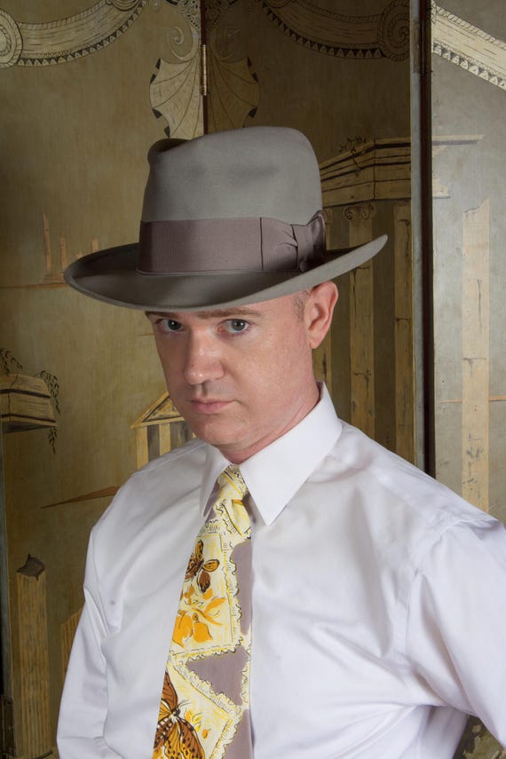 Vintage 1940s Dobbs Twenty Guild Edge Fedora Size 7 1/4 in Dove Grey with Wind Cord