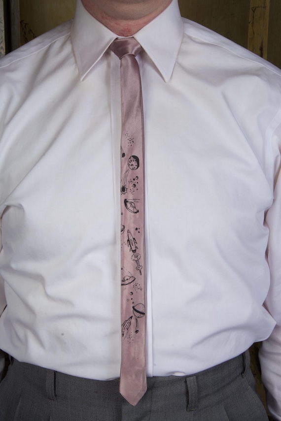 Vintage 1960s Ultra Skinny Tie Atomic Planets, Rockets and UFOs Novelty Print Mod Necktie