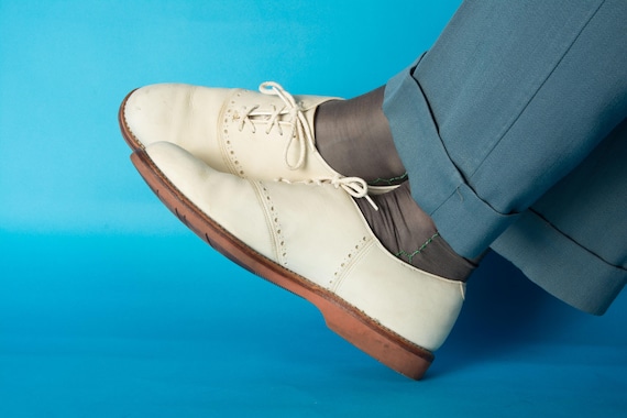 1980s Vintage Shoes Size 10 1/2 M - Johnston & Murphy White Suede Bucks with Red Rubber Brick Sole