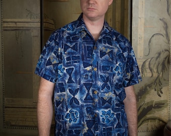 Vintage 1950s HAWAIIAN CASUALS by Stan Hicks Cotton Aloha Shirt in Blues with Metallic Gold