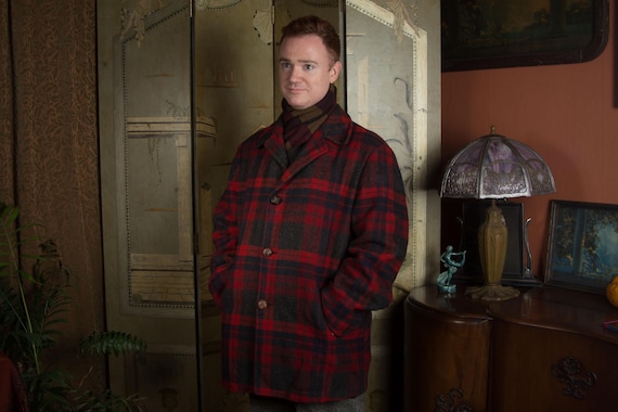 Vintage Late 1950s/Early 1960s Pendleton Wool Red and Grey Plaid Quilted Lining Outerwear Chore Coat