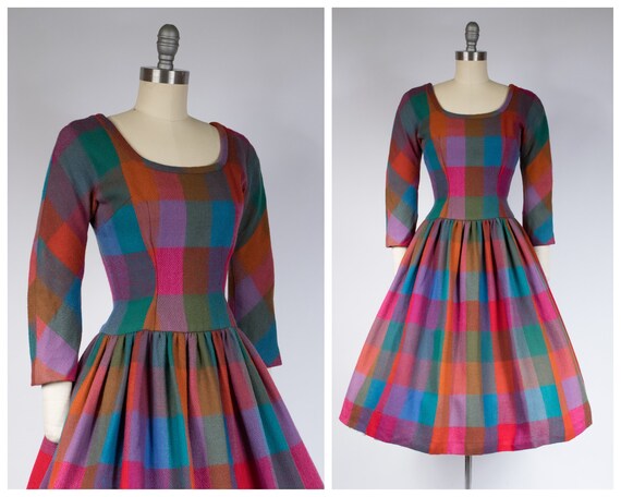 1960s Dress - Vintage 60s Wool Dress in Colorful R