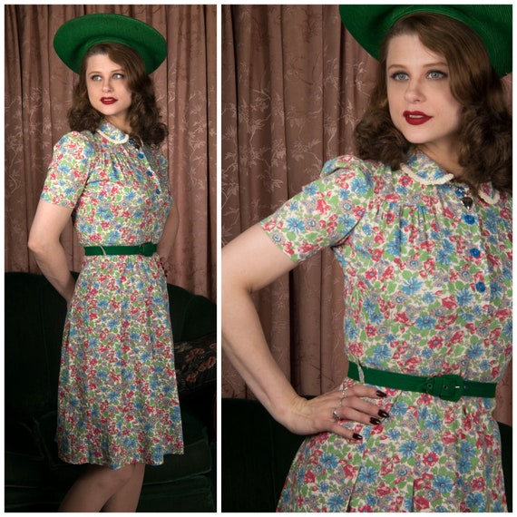1930s Dress - Absolutely Wonderful Late 30s/Early 40s Dorothy Jay Frocks Puffed Sleeve Cotton Floral Day Dress with Peter Pan Collar
