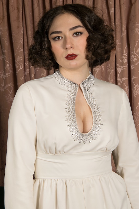 1960s Dynasty Graphic White & Black Floral Print Jersey Jumpsuit