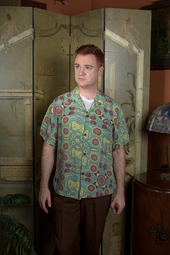 Vintage 1940s SURFRIDERS SPORTSWEAR Authentic Hawaiian Print Rayon Aloha Shirt