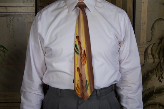 Vintage 1940s  Striking Airbrush Handpainted Silk Wide Tie with in Autumn Hues