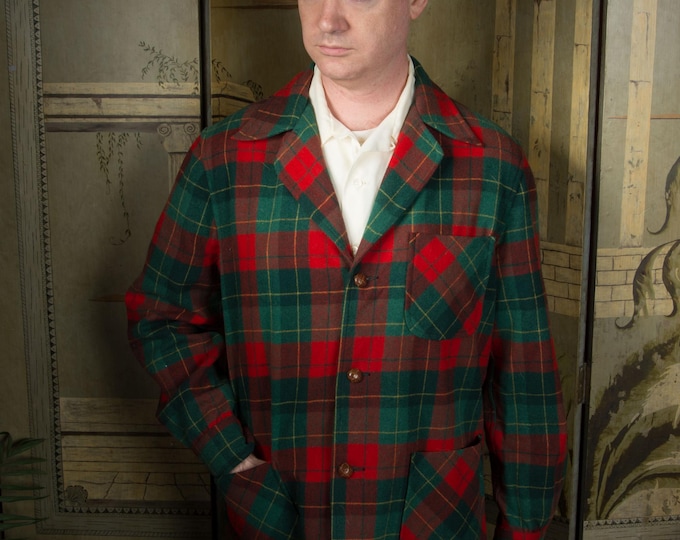 Vintage 1950s Classic Pendleton Wool Plaid 49er or Chore Coat with Patch Pockets and Leather Buttons in Red and Green
