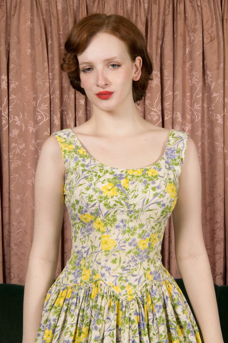 1950s Dress Painterly Vintage 50s Cotton Floral Sundress with Dropped Basque Waist in White, Periwinkle, Olive and Sunny Yellow image 3
