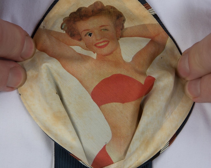 Vintage 1960s Peek a Book Pinup Necktie with 1950s Bikini Babe AS IS
