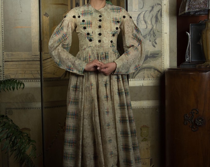 Antique Victorian Dress - c. 1837-40 Authentic Romantic Era Lightweigh Wool Dress with  Gigot Sleeves