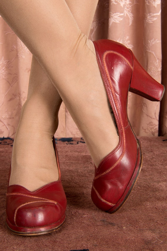 TAG SALE 1940s Shoes - Size 6.5 -  Ideal Vintage … - image 4