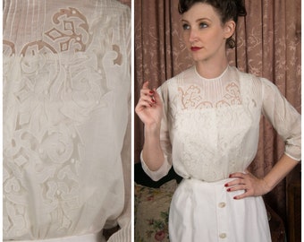 1900s Blouse - Authentic Antique Edwardian Arts and Crafts Cotton Blouse with Cutwork and Net Tulle Fill