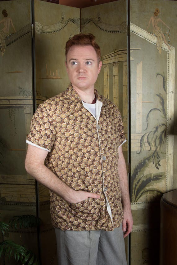 Vintage 1960s SANDY ISLES Cabana Shirt in Nautical Compass Print with White Terry Cloth Lining