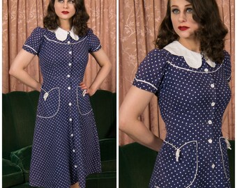 1930s Dress - Adorable Vintage 30s Cuspy Cotton Puff Sleeve Day Dress of Perfect Worn in Cotton Polka Dot in Blue and White