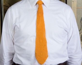 Vintage 1940s Gorgeous Apricot Colored Hand Crocheted Tie in Lustrous Grey, Brick Red and Deep Blue Rayon Yarn