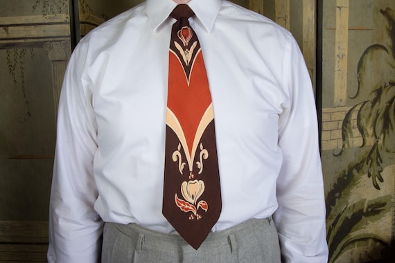 Vintage 1940s All Silk Towncraft Deluxe Wide Tie in Brown, Rust and Pale Apricot