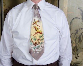 Vintage 1940s Handpainted Brocade Tie in Silver Grey with Pheasants and a Hunting Spaniel Dog
