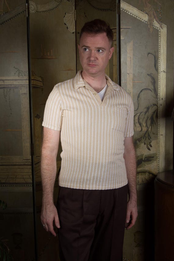 Vintage 1960s/1970s Woven Knit Pullover Short Sleeve Polo Shirt in Beige and White