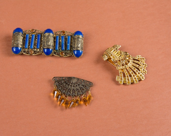 Lot #74 A Group of 1930s Costume Jewelry Blue and Goldtone WOUNDED BIRDS SALE