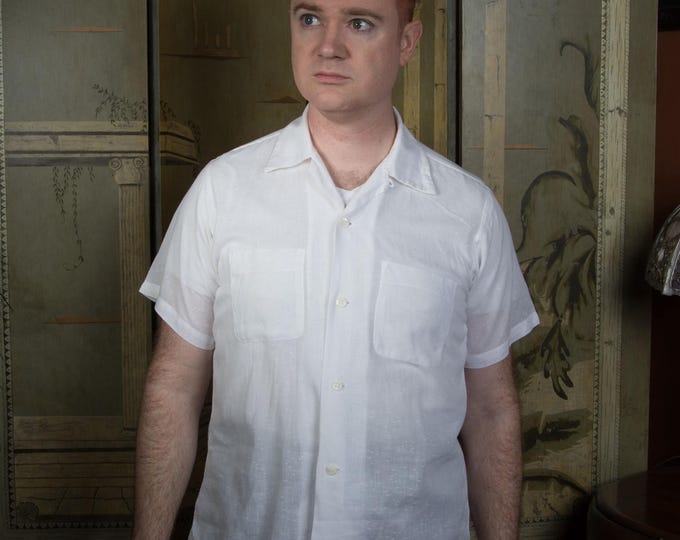 Vintage 1950s Sporty SKIPPER by Wilson Brother Cotton Loop Collar Patch Pocket Short Sleeve Shirt in Semi-Sheer Flecked White Cotton