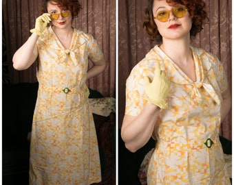 1920s Dress - Smart Vintage 20s Art Deco Printed Cotton in Bright Yellow and Orange on White with Green