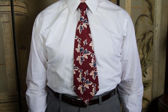 Vintage 1940s Boldy Shiny Brocade Ultra Wide Tie with Maple Leaves On Burgundy Satin