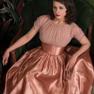 1940s Dress Set Exceptional Two Piece Chiffon and Satin Evening Ensemble High Waist Skirt & Draped Blouse in Mauve Pink image 9