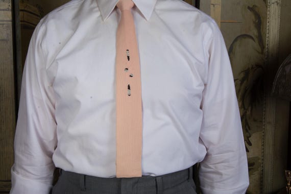 Vintage 1950s Machine Knit PINK Square Bottom Tie in Black and Silver Embroidery