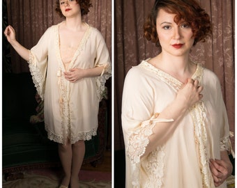 1920s Robe - Romantic Angel Sleeves Vintage Late 1910s or Early 20s Silk Peignoir Robe with Bows