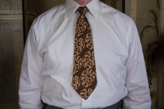 Vintage 1920s Silk Spiderweb Print Bias Cut Necktie in Brown and Ecru from JC Penney A Nationwide Institution
