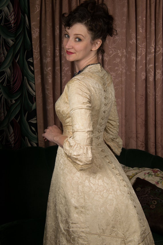 Authentic Victorian Dress - C. 1878-81 Authentic Victorian