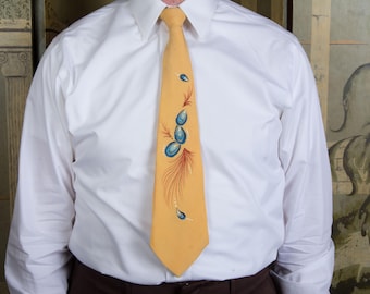 Vintage 1950s Hand Painted Necktie Tie in Mustard Yellow with Blue Mussels Shellfish Motif