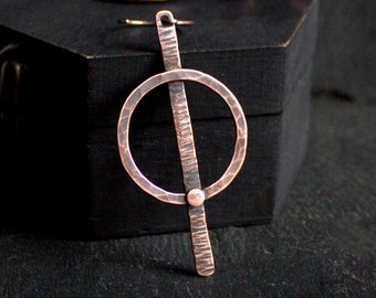 Geoxideerde koperen cirkeloorbellen: gesmede metalen hanger