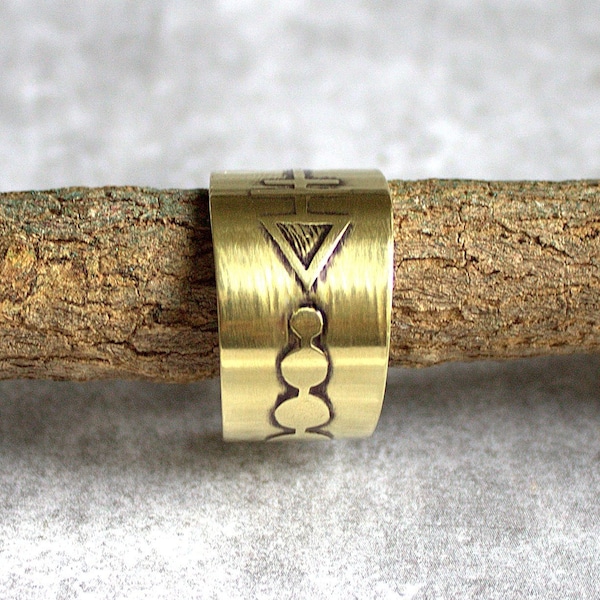 Crop Circle Cuff Ring - Etched Gold Brass, Geometric Arrow Cuff, Oxidized Patina, Adjustable Ring, Mens Womens Unisex, Bohemian Jewelry NA25