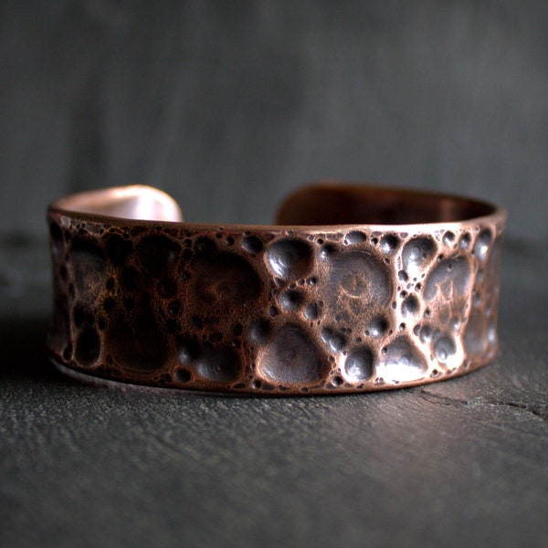 Regmaglypt Meteorite Wide Cuff Bracelet - Dark Oxidized Patina, Hammered Copper, Mens Womens Unisex, Metalwork Jewelry, Moon Crater Space