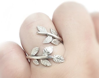 Silver Vine - Adjustable Ring