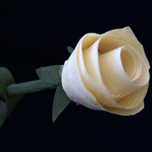 2.5 Dozen Wooden Roses Bouquet Forever Bloom Valentine's Anniversary Birthday